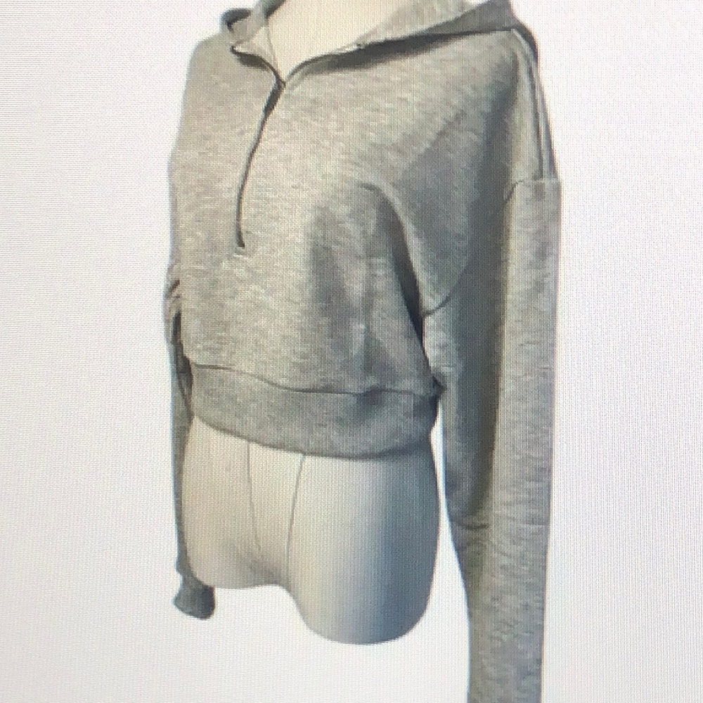 NWT Revolve x WeWoreWhat Women Extra Size Small Gray Crop Fleece Half Zip Hoodie